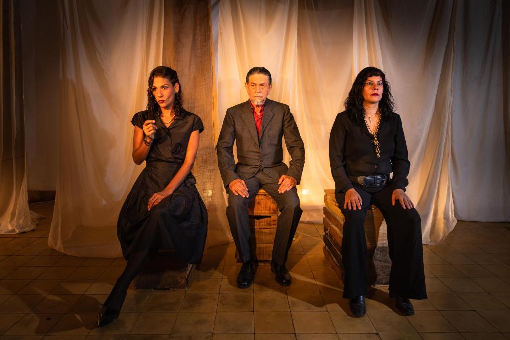 ¿Qué pasa después de la muerte de una madre? Cenizas al mar tiene una respuesta&nbsp;inquietante